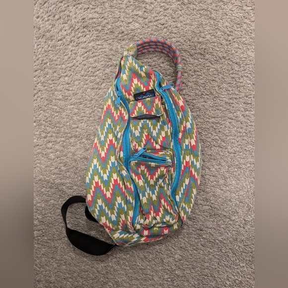Kavu - Picture 1 of 3